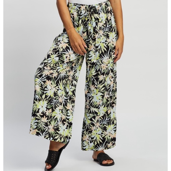 VOLCOM WOMENS FLOWY PANTS - Picture 1 of 5